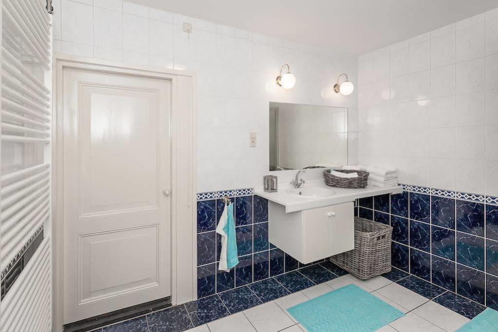Bij Marie Apartment Хуизен Екстериор снимка